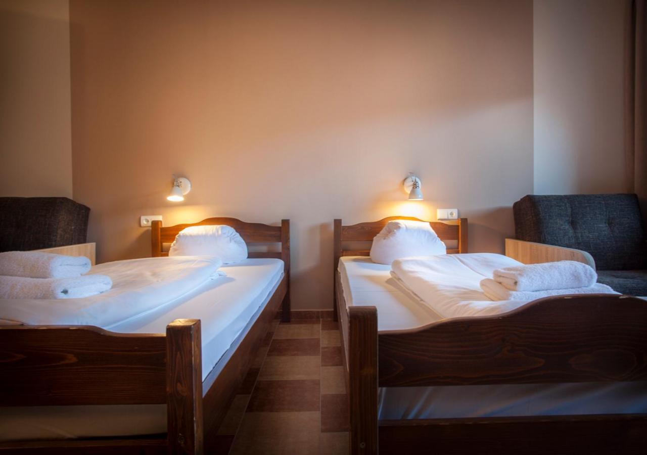 Hotel Las Piechowice ภายนอก รูปภาพ